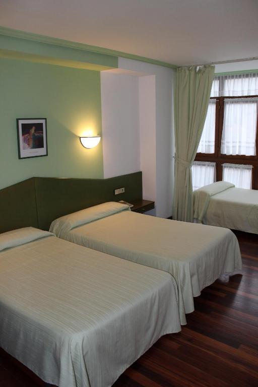 Hotel Sindika Oñate Rum bild