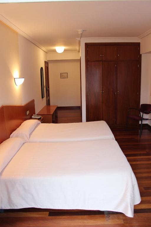 Hotel Sindika Oñate Rum bild